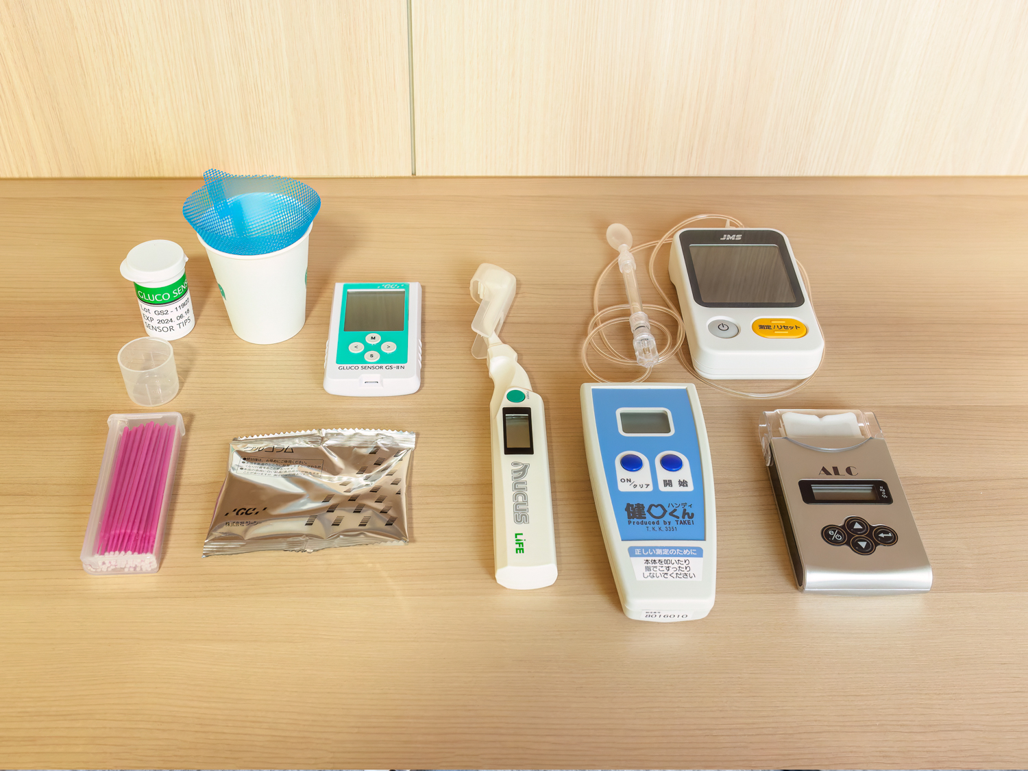 口腔筋機能検査の道具の写真